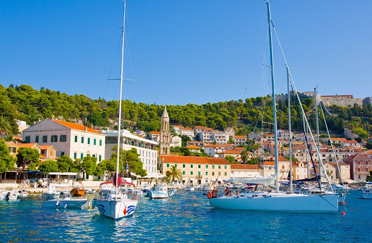 croatia-hvar-harbor-4