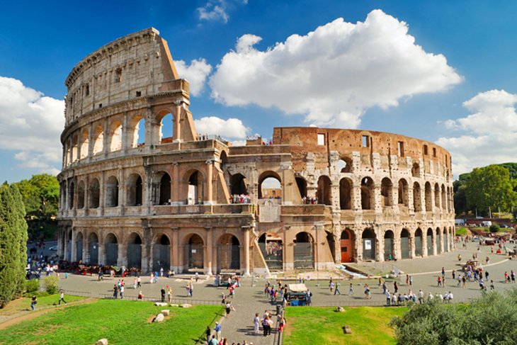 italy-colosseum-day