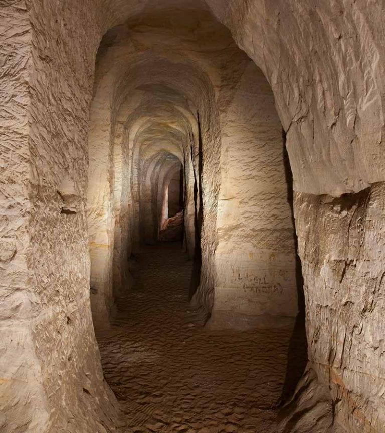 piusa-sand-caves-768x864
