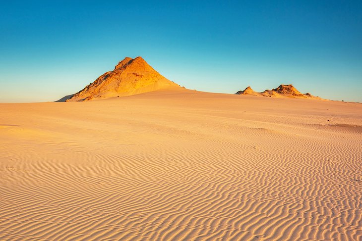 poland-top-attractions-slowinski-sand-dunes