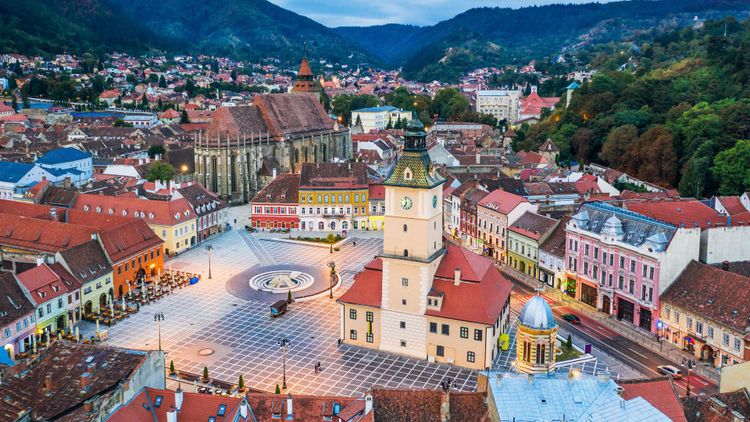 medium_brasov-romania-aerial-view-old-town-trasylvania-shutterstock_1524264656.jpg_68b95371a3
