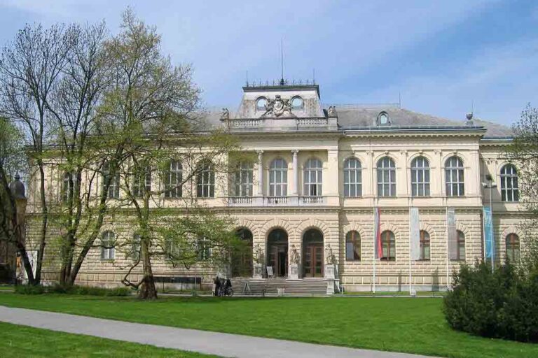 national-museum-of-slovenia-768x512