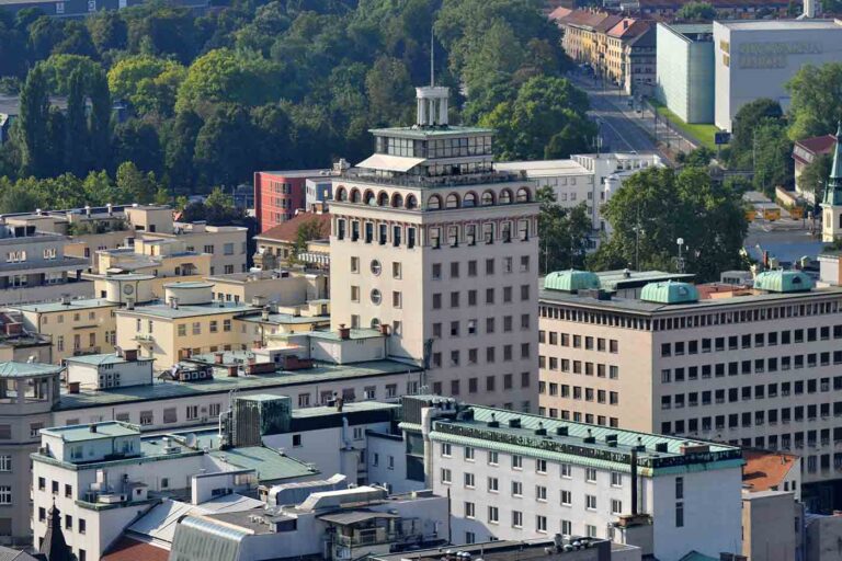 neboticnik-ljubljana-768x512