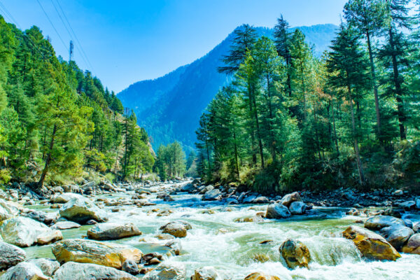 Top-10-tourist-places-to-visit-in-Himachal-Pradesh-18-600x400