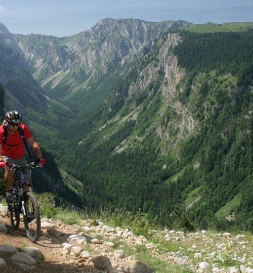 170627120406-biking-durmitor-susica-kanjon