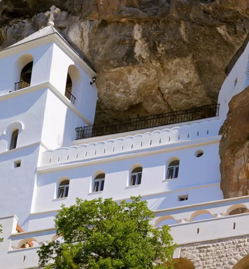 9canva-ostrog-monastery-montenegro-min