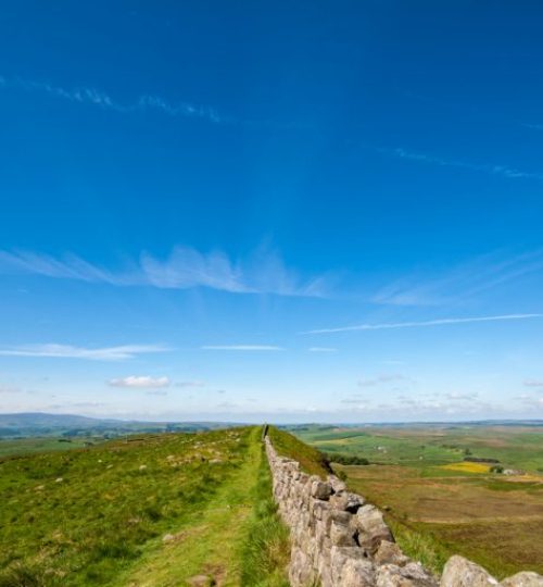 Hadrians-Wall-768x512