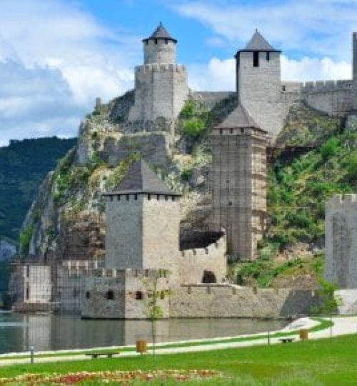 Old-medieval-fortress-Golubac-in-Serbia-768x289