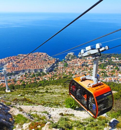 croatia-tourist-attractions-dubrovnik-cable-car