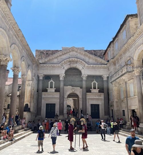 croatia-tourist-attractions-split-diocletians-palace-interior
