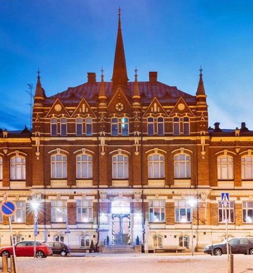 finland-top-attractions-shop-browse-design-district