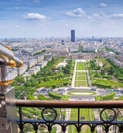 france-paris-top-tourist-attractions-eiffel-tower-view