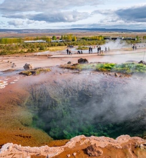 geysers_of_haukadalur-768x520