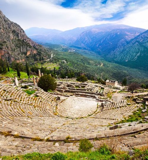 greece-delphi-ancient-theatre-and-mountains