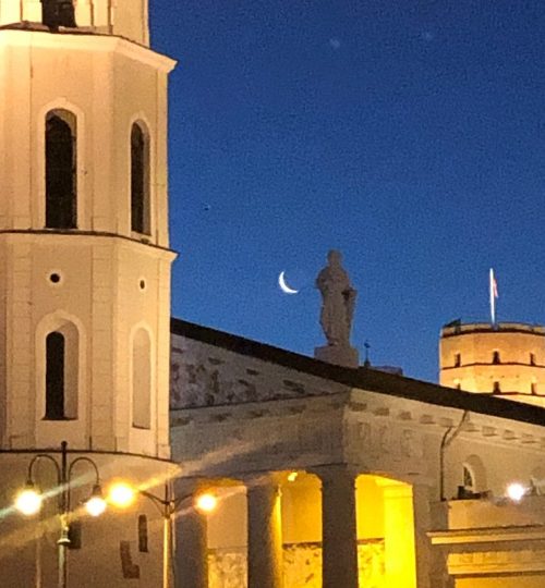 vilnius-old-town-nights